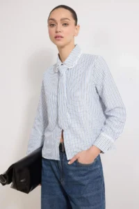 TRENDYOLMİLLA Mavi Lace Garnished Striped Tie Shirt
