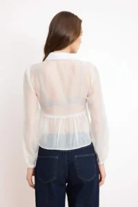 TRENDYOLMİLLA White Lace Garnili Thin Shirt - Image 4