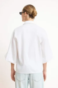 TRENDYOLMİLLA White Premium Kalite Cotton Poplin Shirt - Image 4