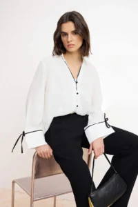 TRENDYOLMİLLA White Black Contrast Piping Detailed Shirt - Image 2