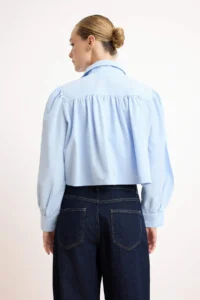 TRENDYOLMİLLA Mavi Shirred Short/Crop Kesim Shirt - Image 4