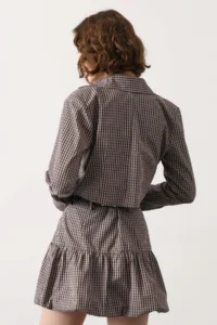 TRENDYOLMİLLA Brown-Multicolored Mini Checkered Fitted Crop Shirt - Image 6