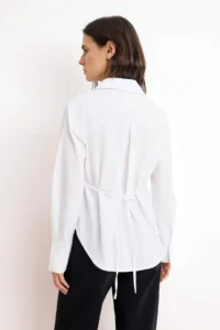 TRENDYOLMİLLA White Lace Detailed Beli Adjustable Shirt - Image 4