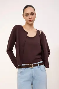 TRENDYOLMİLLA Wardrobe Essentials Brown Basic Rayon Look Cardigan-Blouse Knitwear Cardigan - Image 2