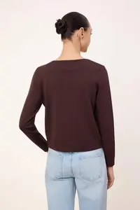 TRENDYOLMİLLA Wardrobe Essentials Brown Basic Rayon Look Cardigan-Blouse Knitwear Cardigan - Image 4