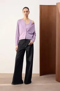TRENDYOLMİLLA Wardrobe Essentials Lilac Basic Rayon Look Cardigan-Blouse Knitwear Cardigan - Image 2