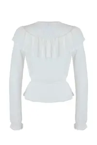 TRENDYOLMİLLA Ecru Shoulder and Skirt Detailed Cellular/Perforated Thin Knitwear Cardigan - Image 2