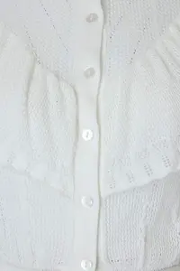 TRENDYOLMİLLA Ecru Shoulder and Skirt Detailed Cellular/Perforated Thin Knitwear Cardigan - Image 3