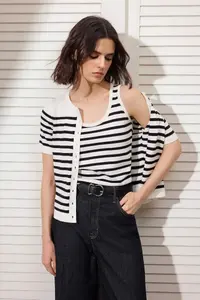 TRENDYOLMİLLA Ecru Striped Crew Neck 2 Sets Blouse-Cardigan Knitwear Cardigan