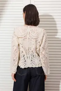 TRENDYOLMİLLA Stone Crochet Detailed Crew Neck Knitwear Cardigan - Image 4