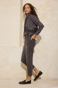 TRENDYOLMİLLA Brown Vintage Washed High Waist Ankle Size 100% Cotton Mom jeans - Image 2