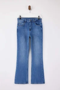 TRENDYOLMİLLA Mavi Low Waist Pockets Embroidery Detailed Middle Flexible Flare flared leg jeans - Image 5