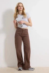 TRENDYOLMİLLA Brown FLORAL Trok Detailed High Waist 100% Cotton Wide Leg jeans - Image 2