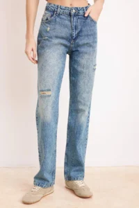 TRENDYOLMİLLA Mavi High Waist Ripped Straight jeans - Image 3
