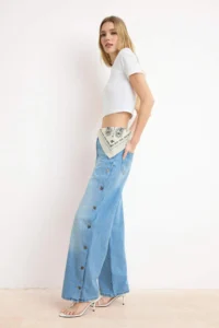 TRENDYOLMİLLA Mavi Draped Button Detailed 100% Cotton High Waist Wide Leg jeans