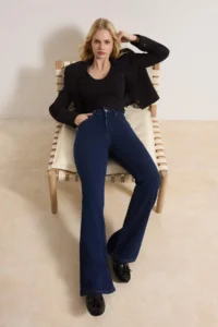TRENDYOLMİLLA Dark Blue High Waist Flare Soft Extra Stretch Knitting Jeans - Image 3
