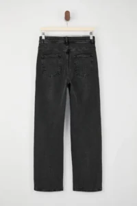 TRENDYOLMİLLA TRENDYOLMiLLA Wardrope Essentials Black High Waist Less Flexible Straight Plain Cut jeans - Image 6