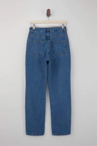 TRENDYOLMİLLA Mavi Regular Waist 100% Cotton Straight Plain Kesim jeans - Image 6
