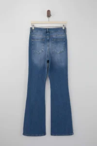 TRENDYOLMİLLA TRENDYOLMiLLA Wardrope Essentials Blue Flowy High Waist Middle Flexible Flare jeans - Image 10