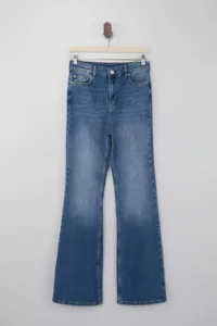 TRENDYOLMİLLA TRENDYOLMiLLA Wardrope Essentials Blue Flowy High Waist Middle Flexible Flare jeans - Image 9