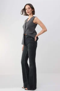 TRENDYOLMİLLA TRENDYOLMiLLA Wardrope Essentials Black Draped High Waist Middle Flexible Flare jeans - Image 2
