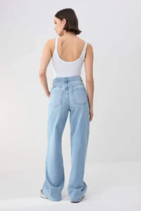 TRENDYOLMİLLA TRENDYOLMiLLA Wardrope Essentials Light Blue Flowy High Waist Wide Leg jeans - Image 4