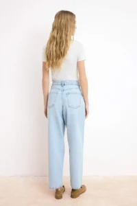TRENDYOLMİLLA Mavi High Waist 100% Cotton barrel jeans - Image 4