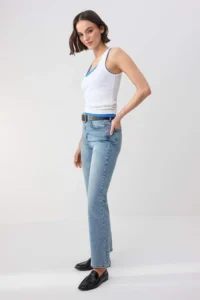 TRENDYOLMİLLA TRENDYOLMiLLA Wardrope Essentials Dark Blue Less Flexible High Waist slim Mom jeans - Image 2