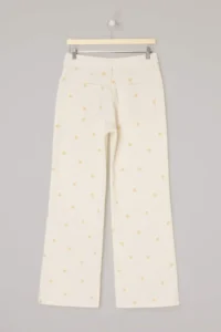 TRENDYOLMİLLA White High Waist Wide Leg Floral Embroidered 100% Cotton jeans - Image 2