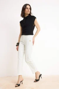 TRENDYOLMİLLA White Premium Back Elastic Waist Carrot Button Detailed Dress Pants - Image 2
