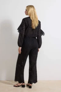 TRENDYOLMİLLA Black embroidery Lined Straight/Plain Kesim Pants - Image 4