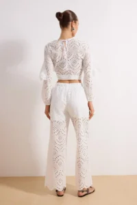 TRENDYOLMİLLA White embroidery Lined Straight/Plain Kesim Pants - Image 4