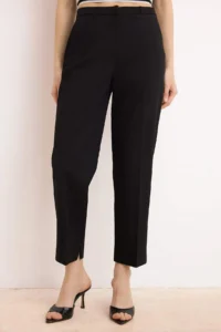 TRENDYOLMİLLA Black Premium Satin Surface Cigarette Dress Pants - Image 3