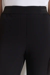 TRENDYOLMİLLA Black Elastic Waist Weaving Cigarette Pants - Image 5