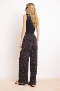 TRENDYOLMİLLA Black Polka Dot Wide Leg/Wide Leg Elastic Pilise Knitting Pants - Image 4