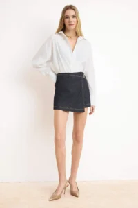TRENDYOLMiLLA Dark Blue Accessory Detailed Ekstra Flexible denim Shorts Skirt - Image 2
