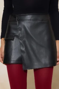 TRENDYOLMiLLA Black Faux Leather Mini Double breasted Shorts Skirt - Image 4