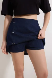 TRENDYOLMiLLA Dark Blue Accessory/Trok Detailed 100% Cotton Denim Shorts Skirt - Image 3