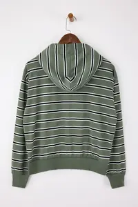 TRENDYOLMİLLA Green Striped Regular/Normal Pattern Hooded Zippered Thin Knitting Sweatshirt - Image 6