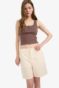 DeFacto 100% Cotton Regular Waist Gabardine Shorts - Image 3