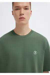 Mavi Seal Logo Embroidered Green T-Shirt Loose Fit 067074-81570 - Image 7
