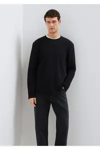 Mavi Long Sleeve Black Basic T-Shirt Regular Fit / Normal Cut 0611925-900