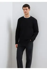 Mavi Long Sleeve Black Basic T-Shirt Regular Fit / Normal Cut 0611925-900 - Image 3