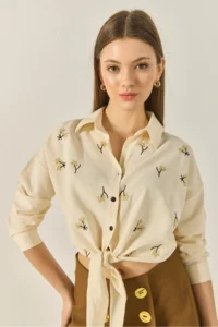 Bianco Lucci Women's Daisy Embroidered Tie Detailed Short Viscose Shirt MG6282 - Image 4