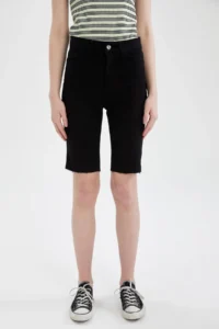 DeFacto Women's Black Ripped Detailed Skinny Fit Bermuda Shorts - Image 3