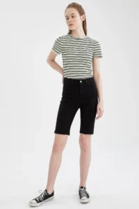 DeFacto Women's Black Ripped Detailed Skinny Fit Bermuda Shorts - Image 5