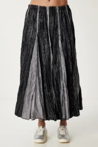 Happiness İstanbul Women's Black Wrinkle Effect Summer Parachute Skirt - Image 5