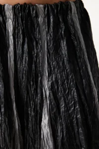 Happiness İstanbul Women's Black Wrinkle Effect Summer Parachute Skirt - Image 6
