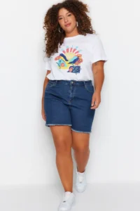 Trendyol Curve Buz Mavisi High Waist Flexible skinny denim Shorts & Bermuda - Image 2