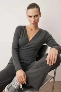 TRENDYOLMİLLA Anthracite Melanj  Knitting Bottom - Top Set - Image 2